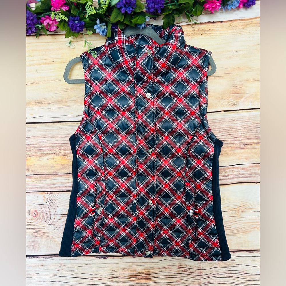 Tommy Hilfiger Women’s Navy Blue Red Plaid Quilted Puffer Vest Size M NWOT